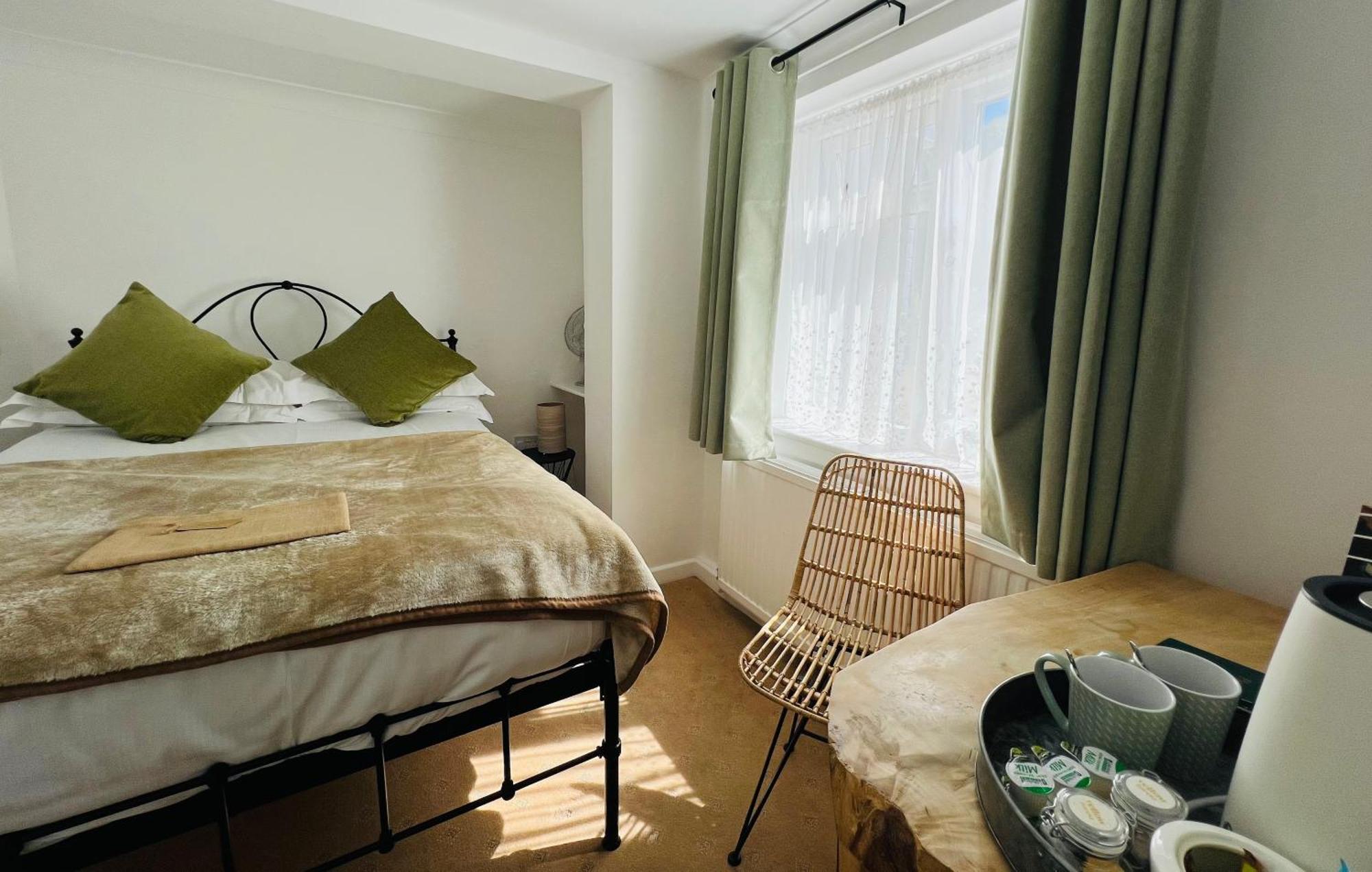 ברוקנהרסט Cottage Lodge Hotel מראה חיצוני תמונה