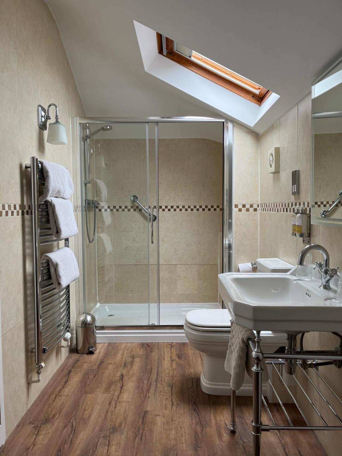 ברוקנהרסט Cottage Lodge Hotel מראה חיצוני תמונה